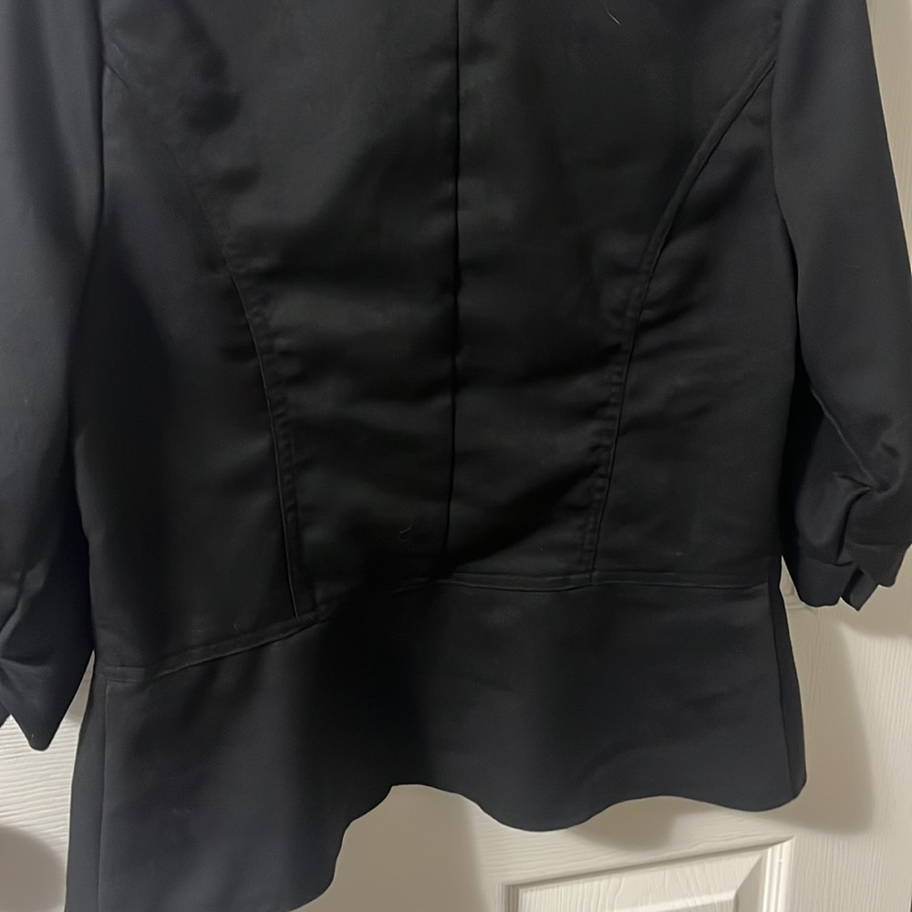 Gorgeous lined blazer - Picture 6 of 6